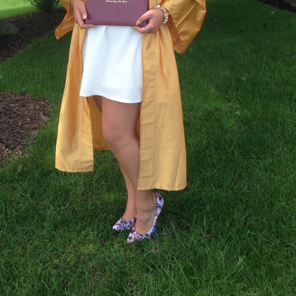 Apt 9 Floral Print with metallic heels - Picture 5 of 5